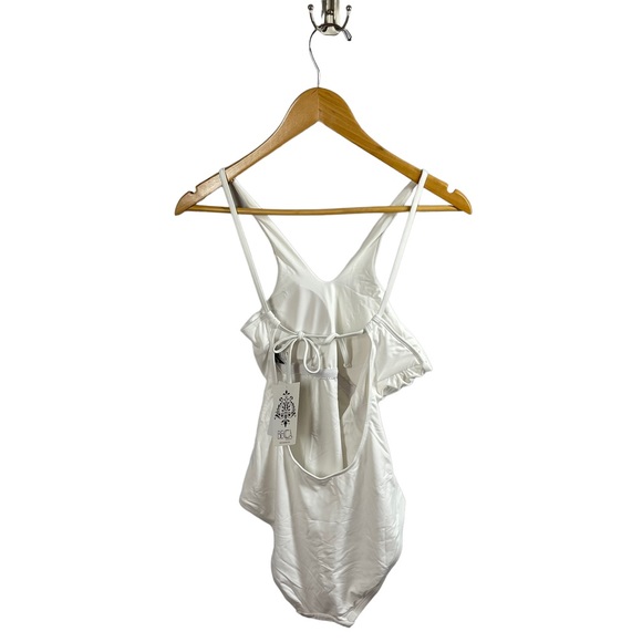 NWT Becca One Piece Color Code Asymmetrical White Bathing Suit - Picture 4 of 7